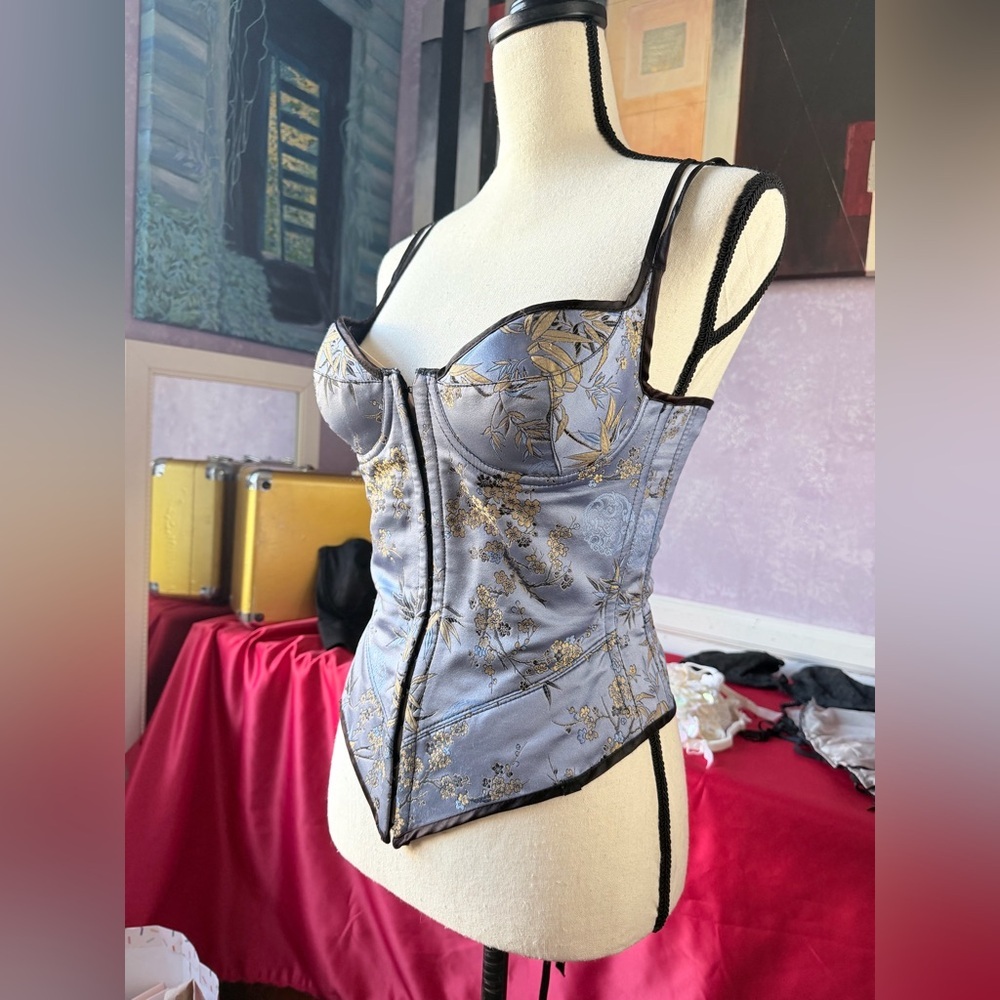 SZ 34C Frederick's of Hollywood Stunning Asian Inspired Blue and Gold Corset